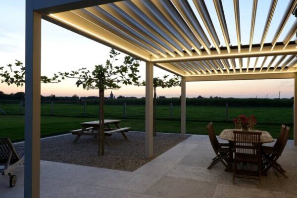 Çeşme Bioklimatik Pergola
